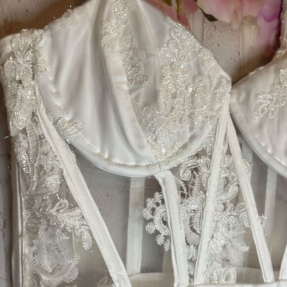 Coveted Delight White Sequin Mesh Embroidered Bustier Mini Dress Xs - Picture 6 of 12